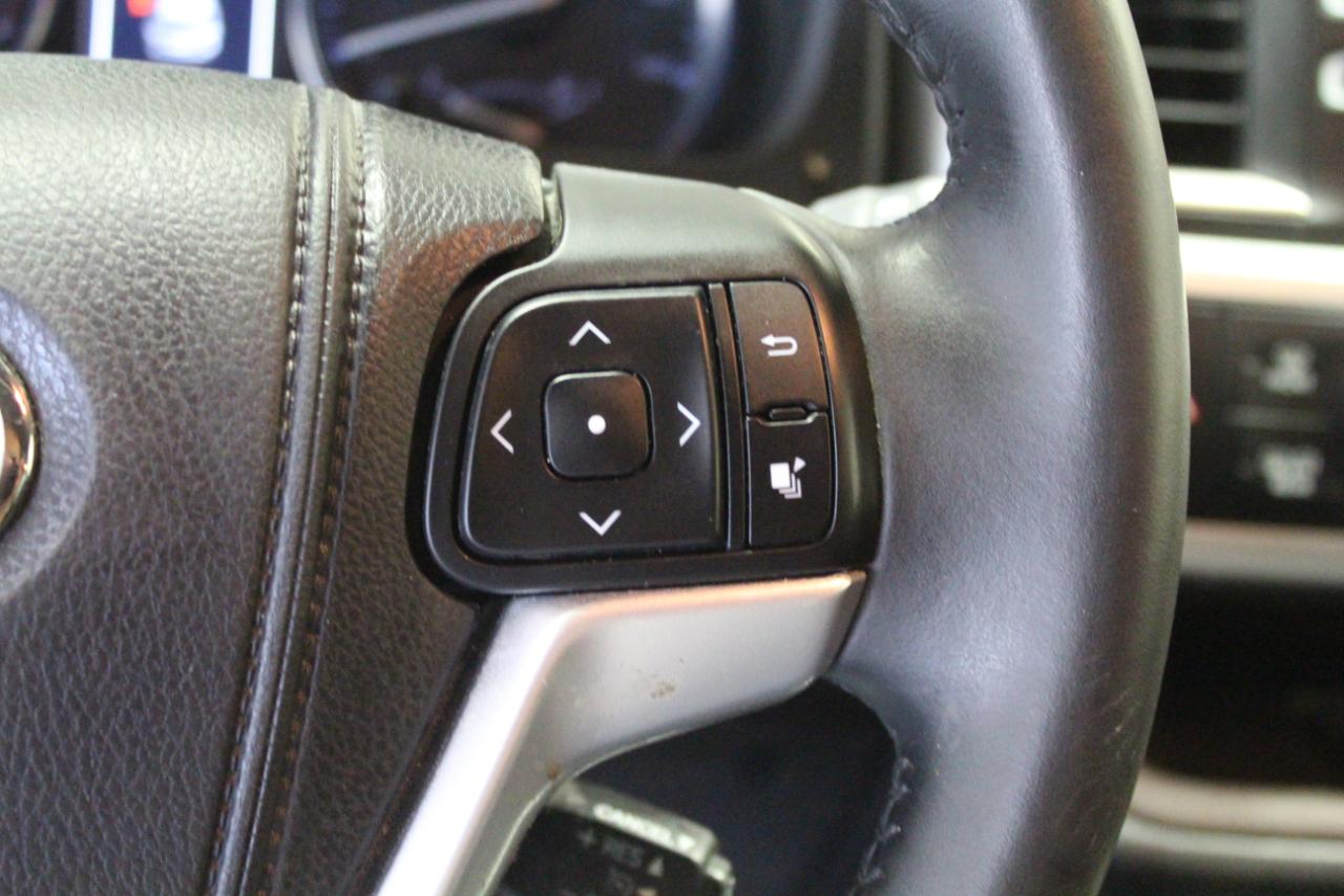 Toyota Highlander AWD 4dr V6 XLE (Natl) 2014