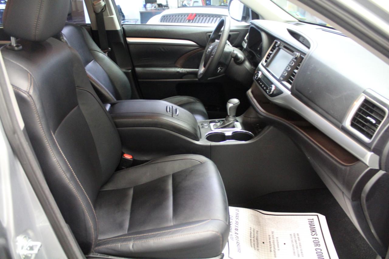Toyota Highlander AWD 4dr V6 XLE (Natl) 2014