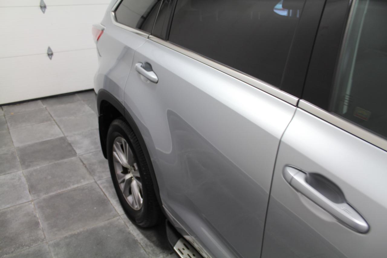 Toyota Highlander AWD 4dr V6 XLE (Natl) 2014