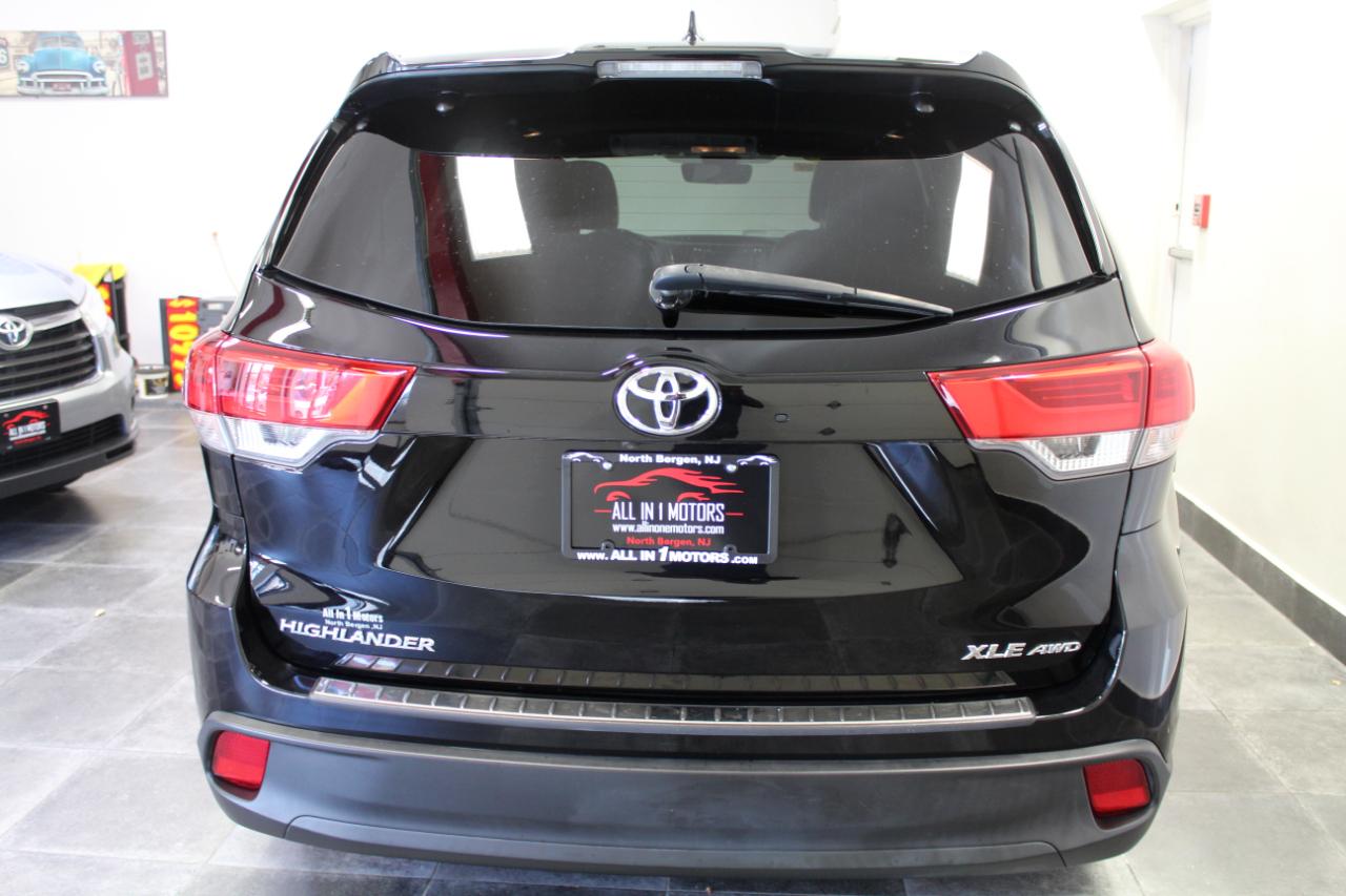 Toyota Highlander XLE V6 AWD (Natl) 2018