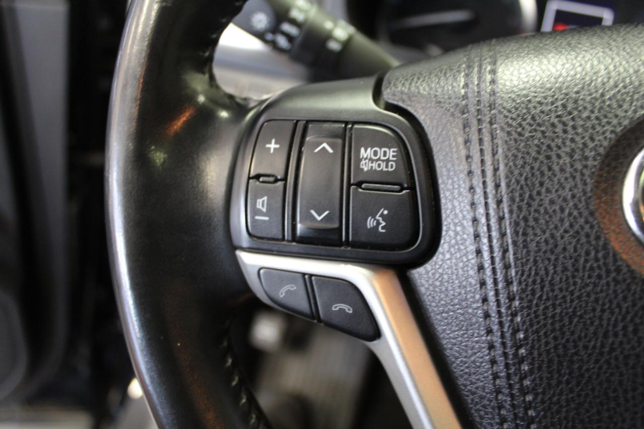 Toyota Highlander XLE V6 AWD (Natl) 2018