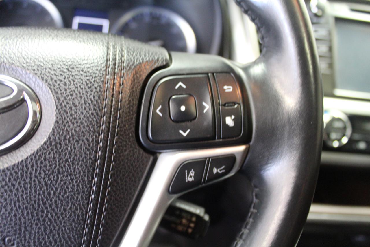 Toyota Highlander XLE V6 AWD (Natl) 2018
