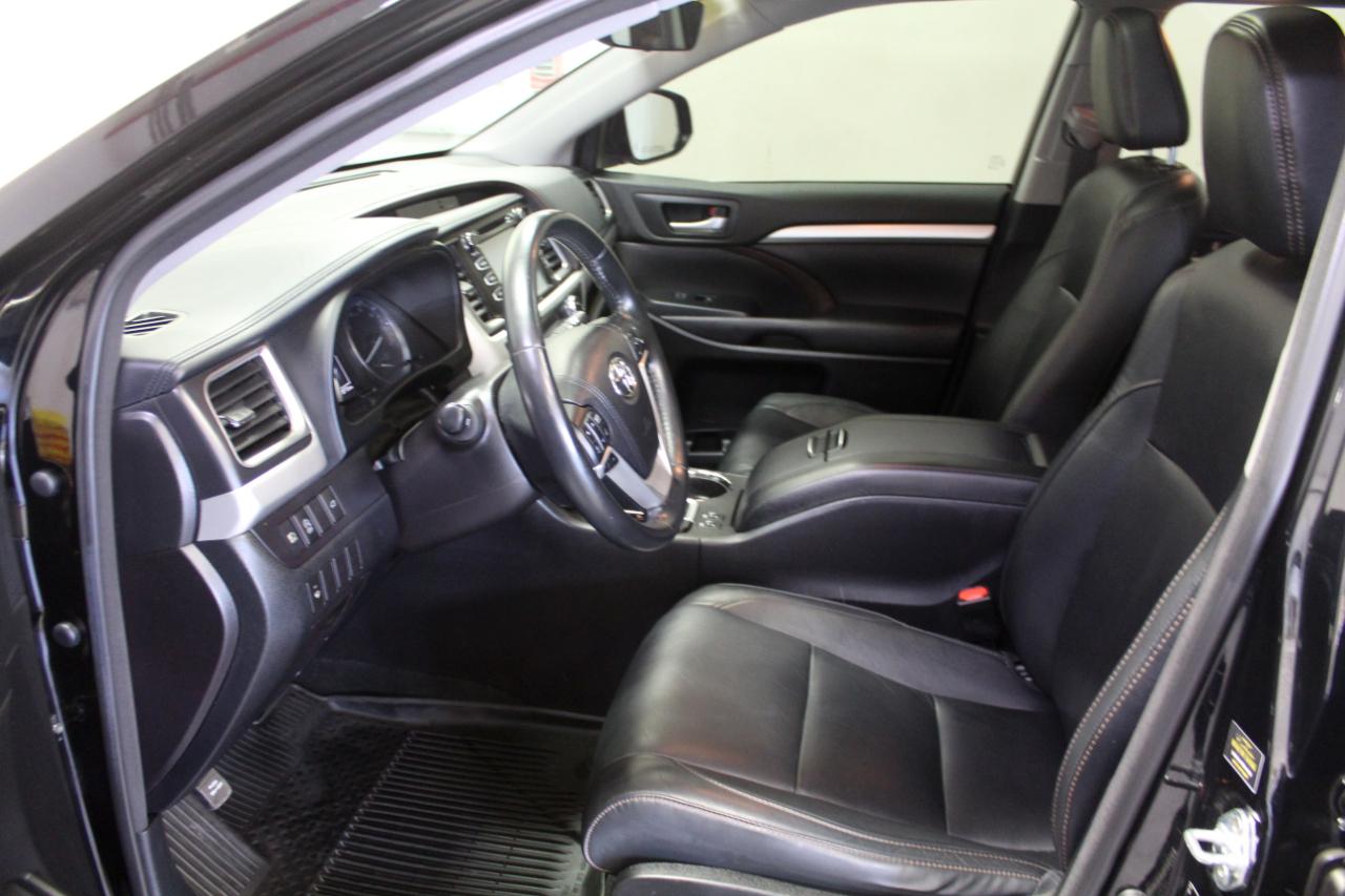 Toyota Highlander XLE V6 AWD (Natl) 2018