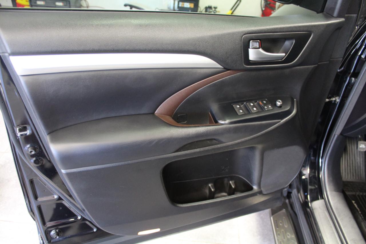 Toyota Highlander XLE V6 AWD (Natl) 2018