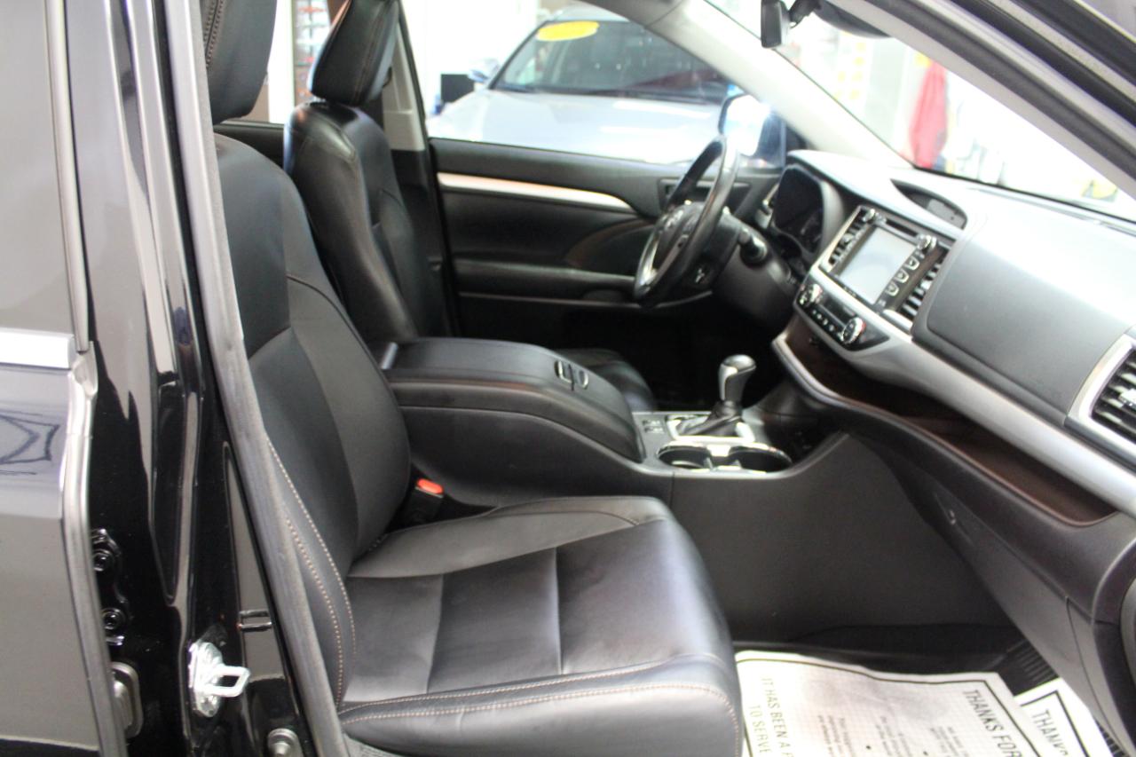 Toyota Highlander XLE V6 AWD (Natl) 2018