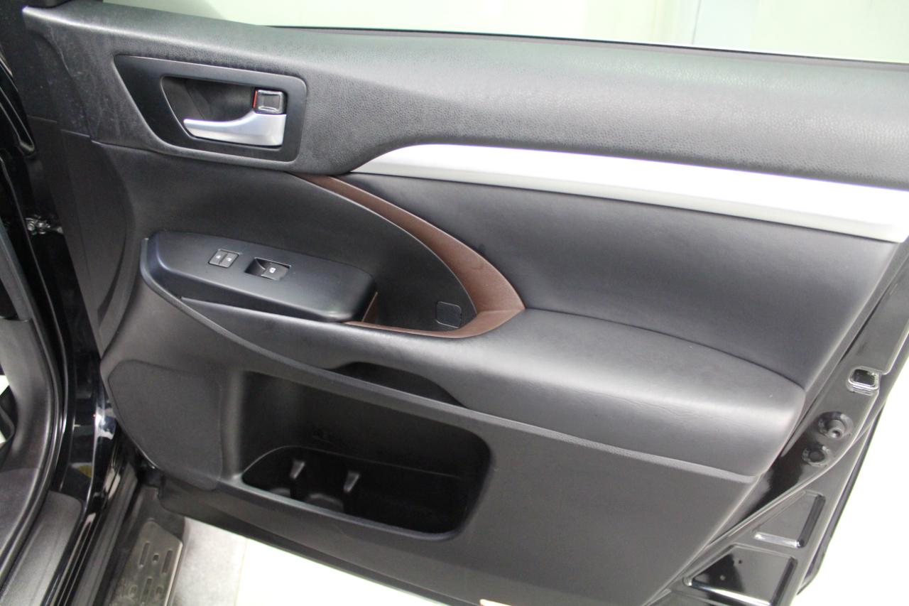 Toyota Highlander XLE V6 AWD (Natl) 2018