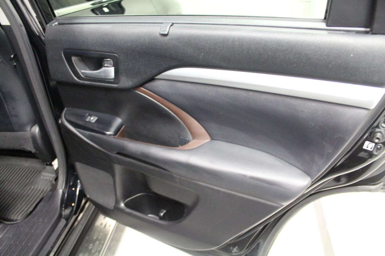 Toyota Highlander XLE V6 AWD (Natl) 2018