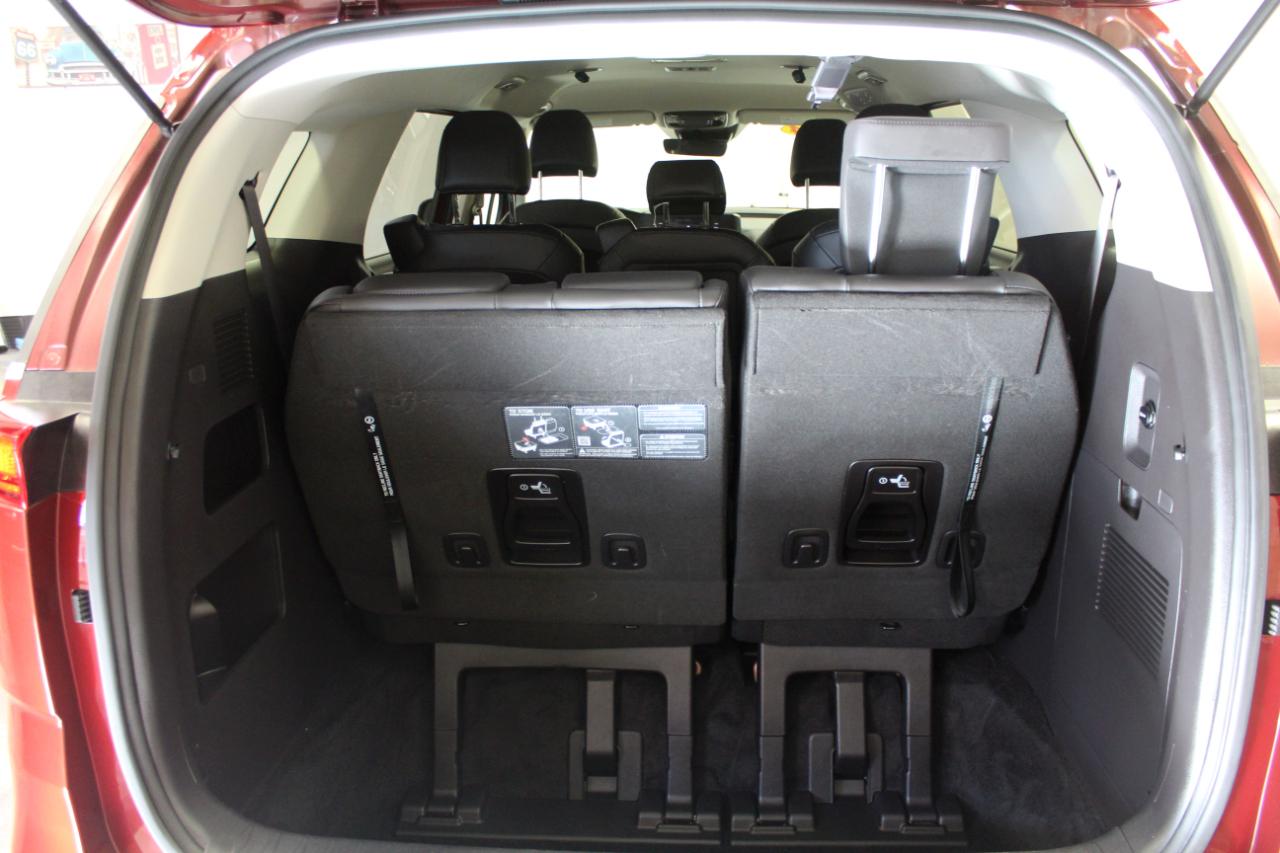 Kia Carnival LX FWD w/Seat Pkg 2024
