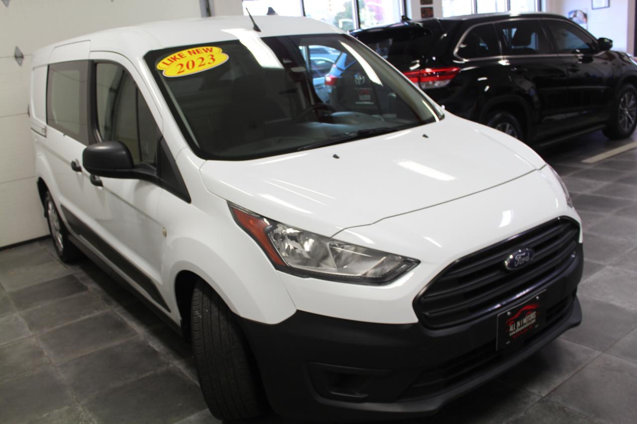 Ford Transit Connect Van XL LWB w/Rear Symmetrical Doors 2023
