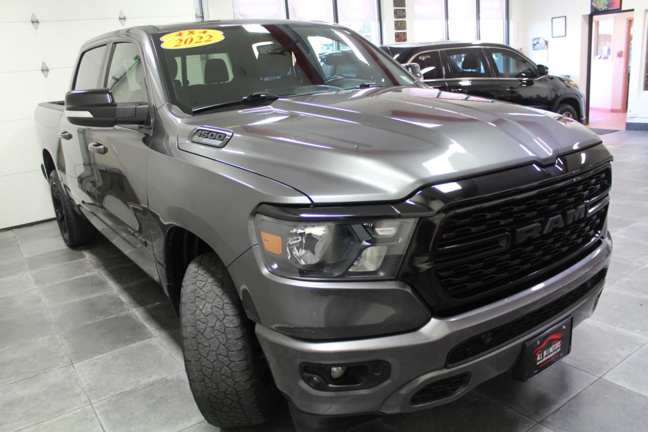 RAM 1500 Big Horn 4x4 Crew Cab 5'7" Box 2022