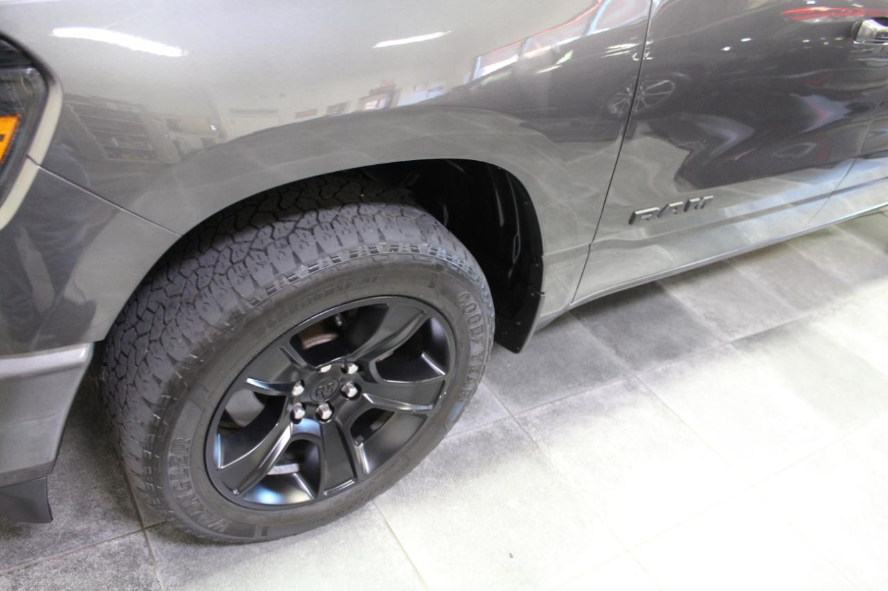 RAM 1500 Big Horn 4x4 Crew Cab 5'7" Box 2022