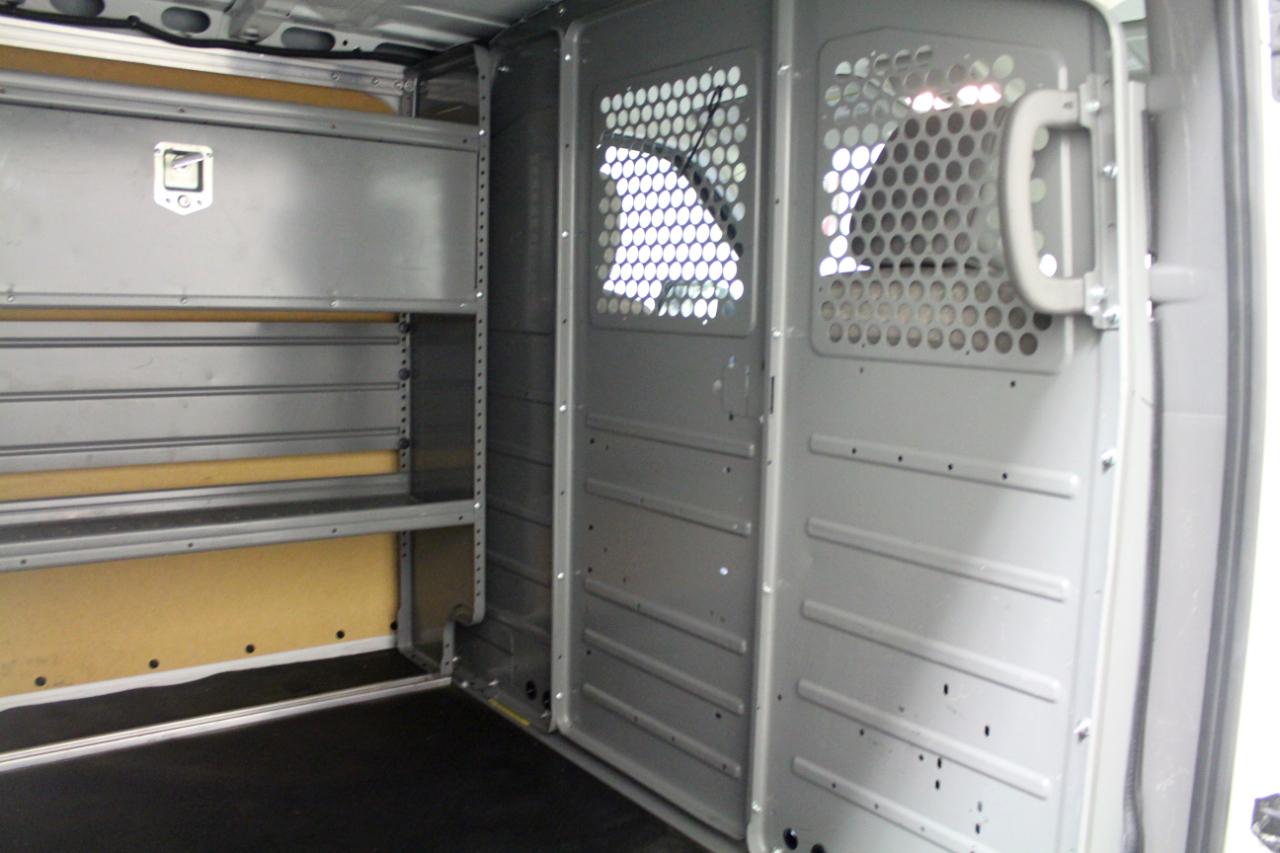 Nissan NV Cargo NV1500 Standard Roof V6 SV 2020