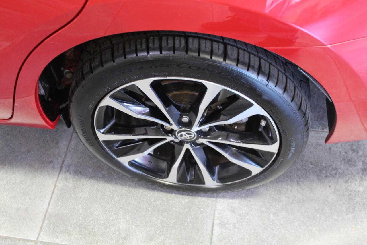 Toyota Corolla SE CVT (Natl) 2017