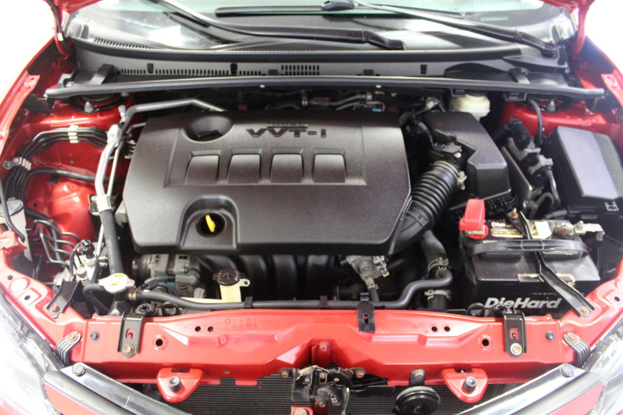 Toyota Corolla SE CVT (Natl) 2017
