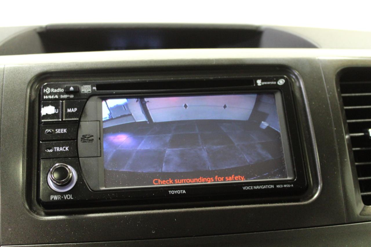 Toyota Sienna 5dr 8-Pass Van V6 SE FWD (Natl) 2014