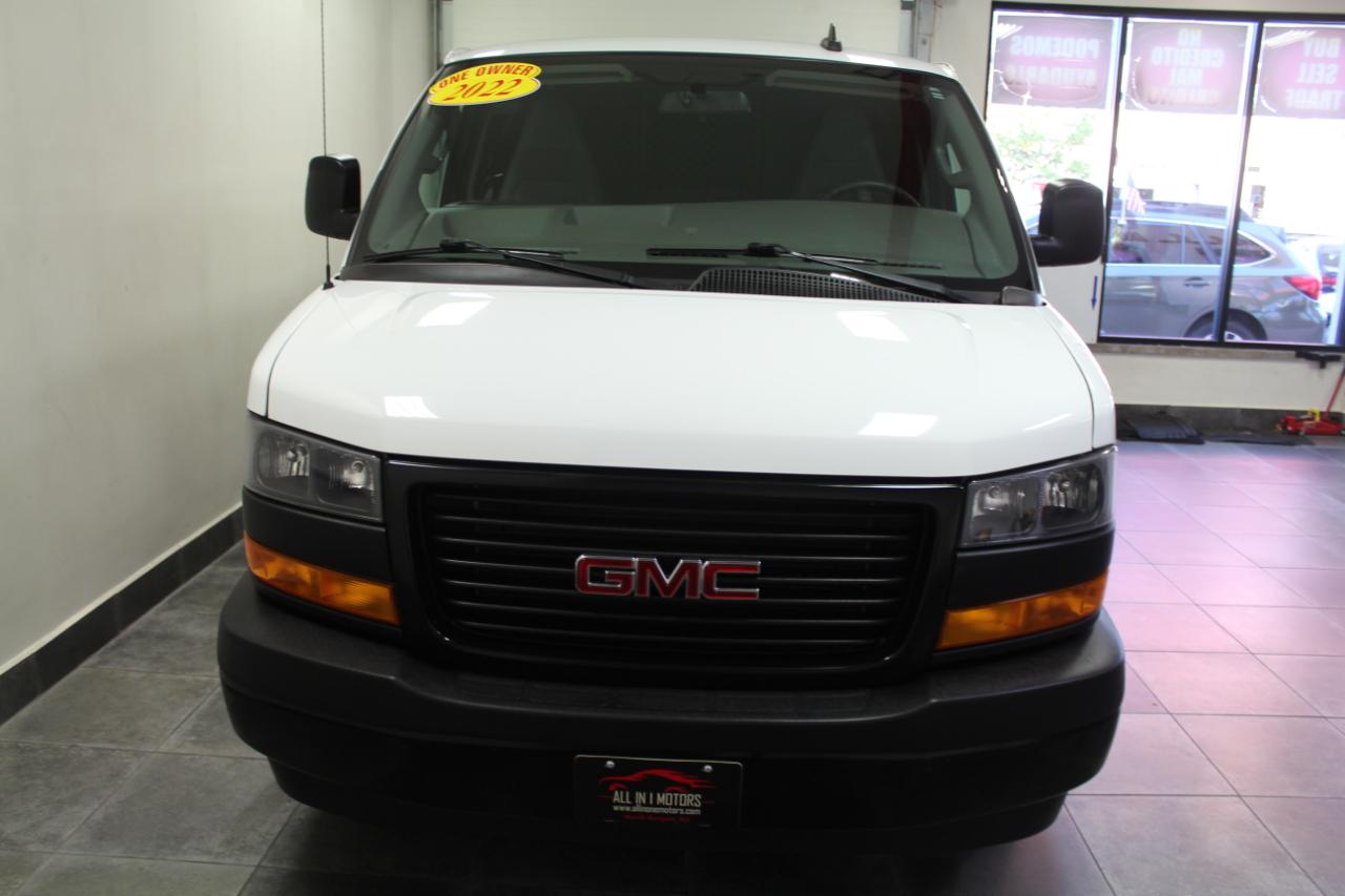 GMC Savana Cargo Van RWD 2500 135" 2022