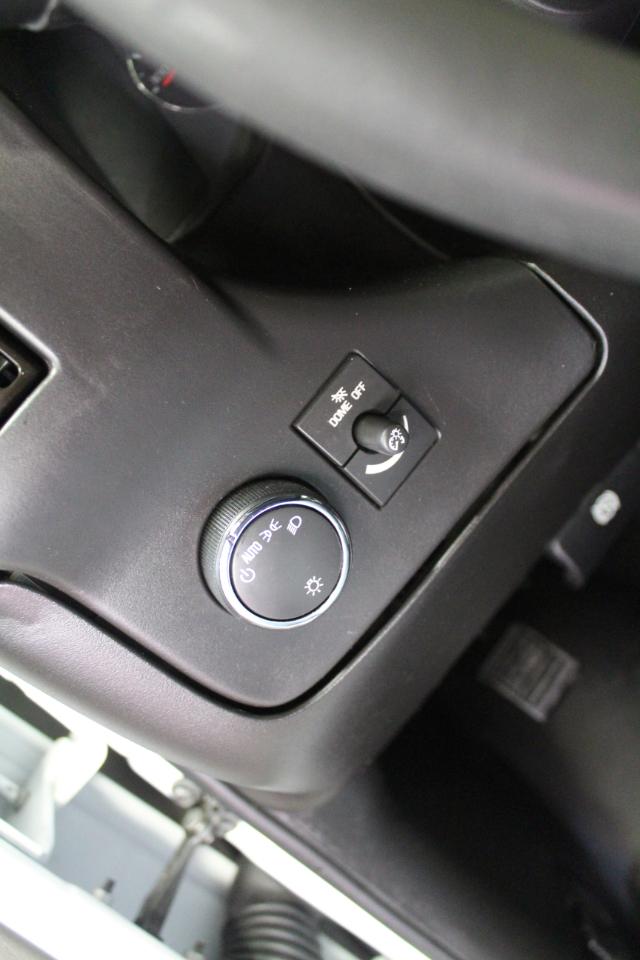 GMC Savana Cargo Van RWD 2500 135" 2022