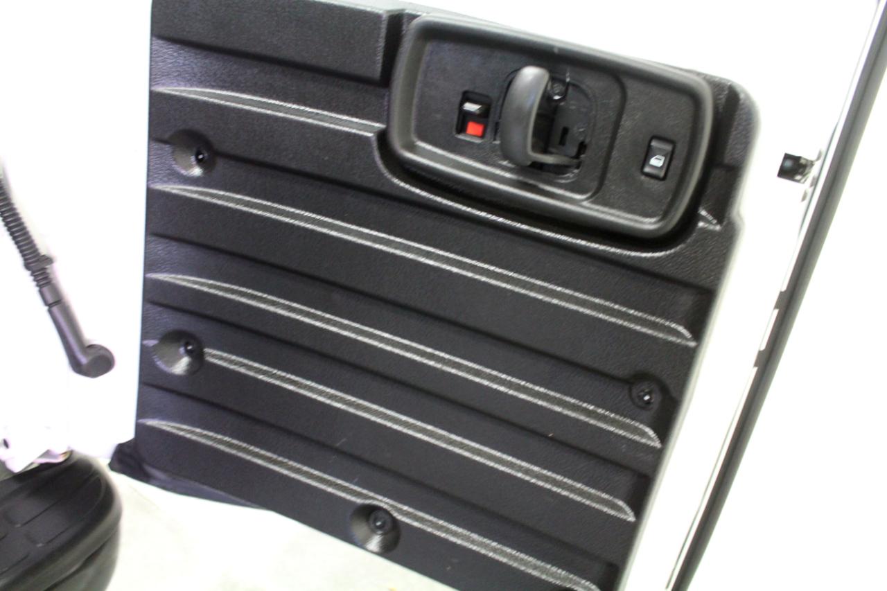 GMC Savana Cargo Van RWD 2500 135" 2022