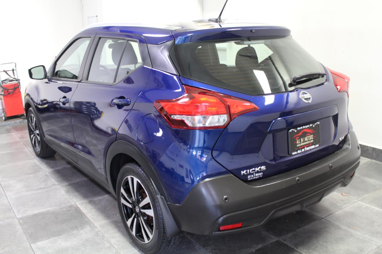 Nissan Kicks SV FWD 2020