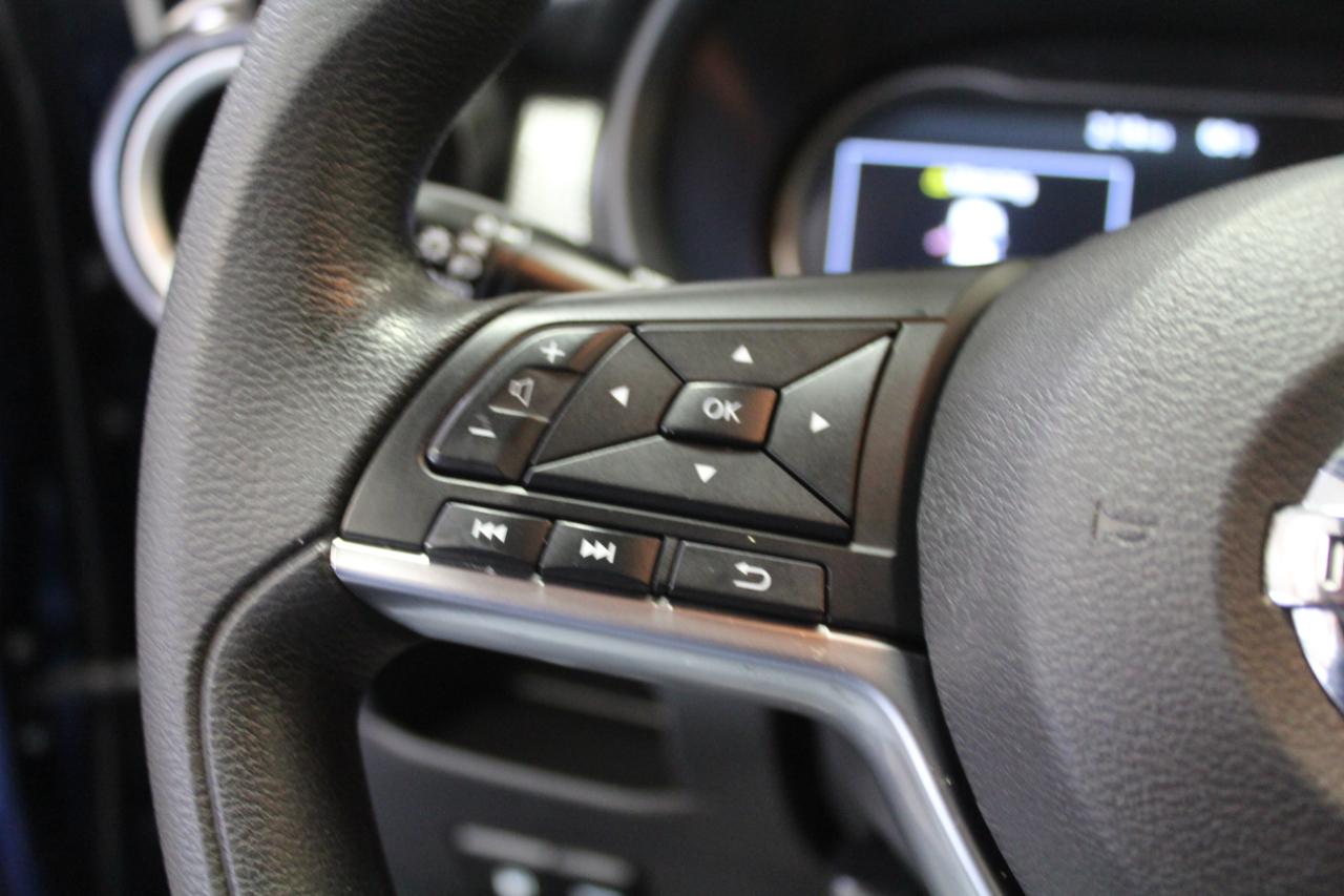 Nissan Kicks SV FWD 2020