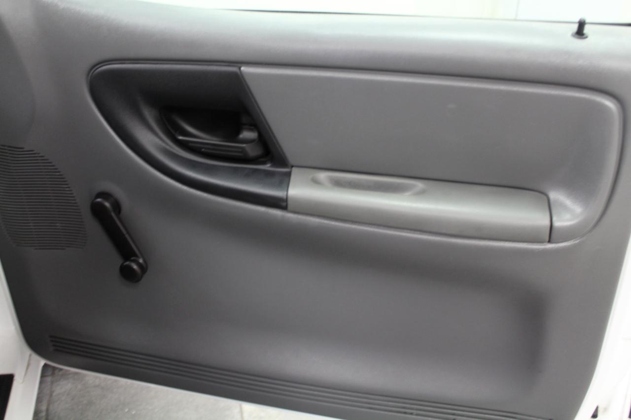 Ford Ranger 2WD Reg Cab 112" XL 2010