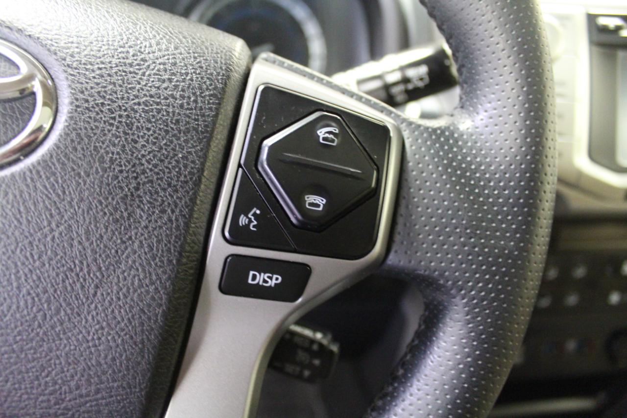 Toyota 4Runner Limited 4WD (Natl) 2017