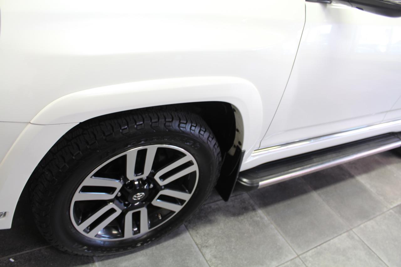 Toyota 4Runner Limited 4WD (Natl) 2017