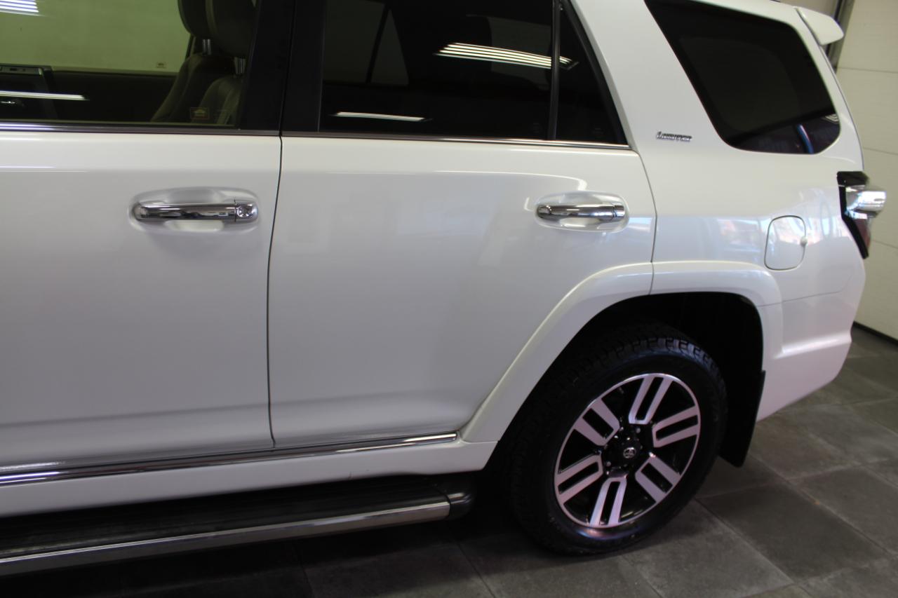 Toyota 4Runner Limited 4WD (Natl) 2017