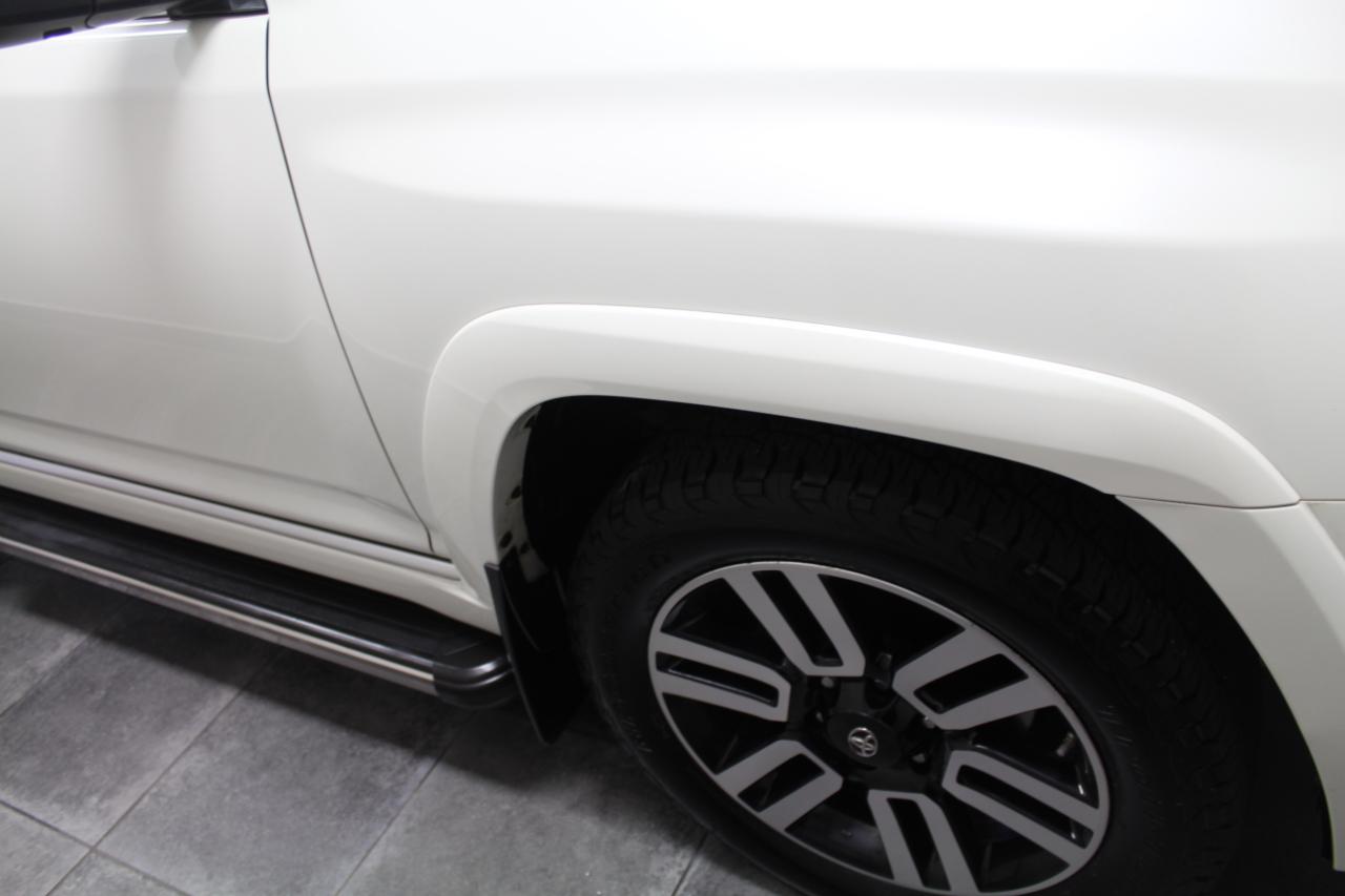 Toyota 4Runner Limited 4WD (Natl) 2017