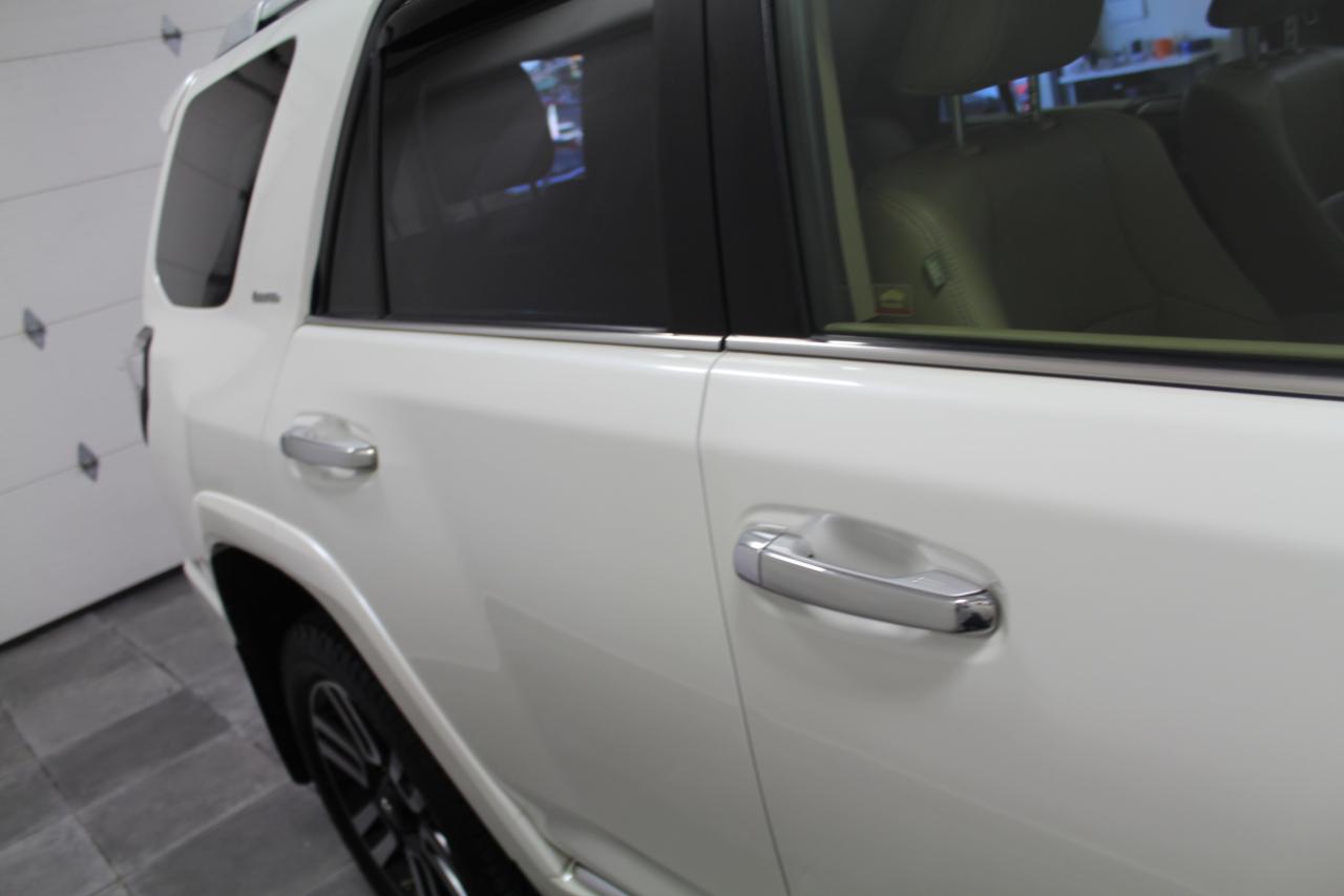 Toyota 4Runner Limited 4WD (Natl) 2017