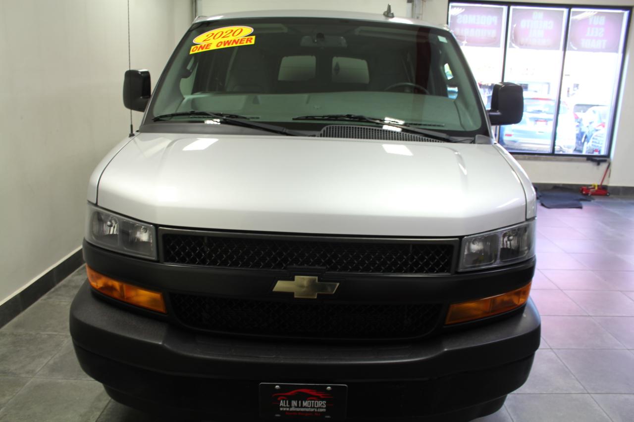 Chevrolet Express Passenger RWD 3500 155" LS 2020