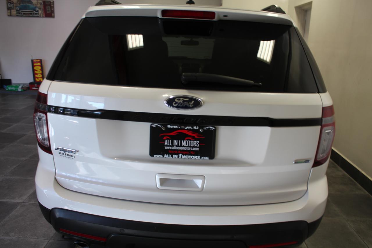 Ford Explorer 4WD 4dr Sport 2013