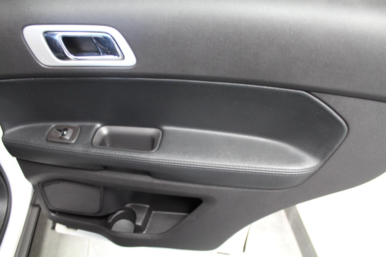 Ford Explorer 4WD 4dr Sport 2013