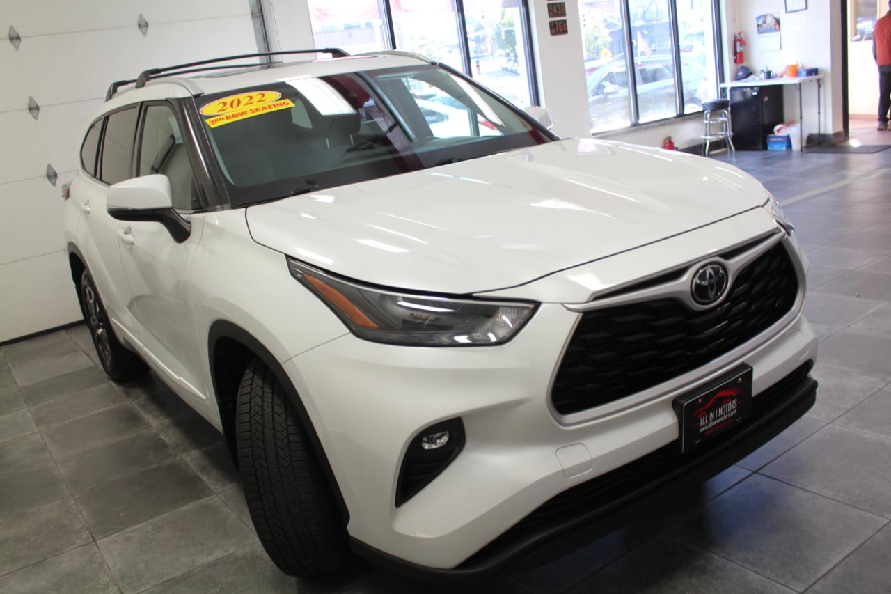 Toyota Highlander XLE AWD (Natl) 2022