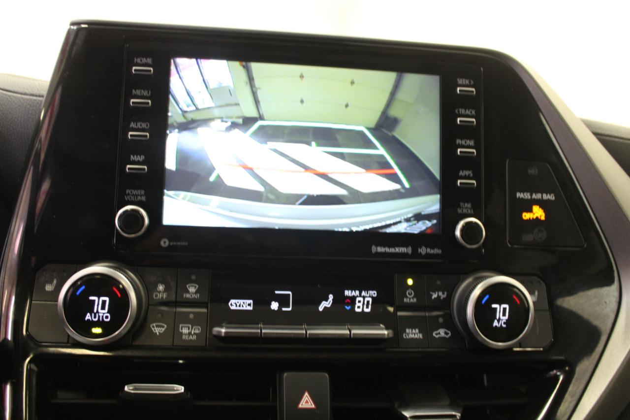 Toyota Highlander XLE AWD (Natl) 2022