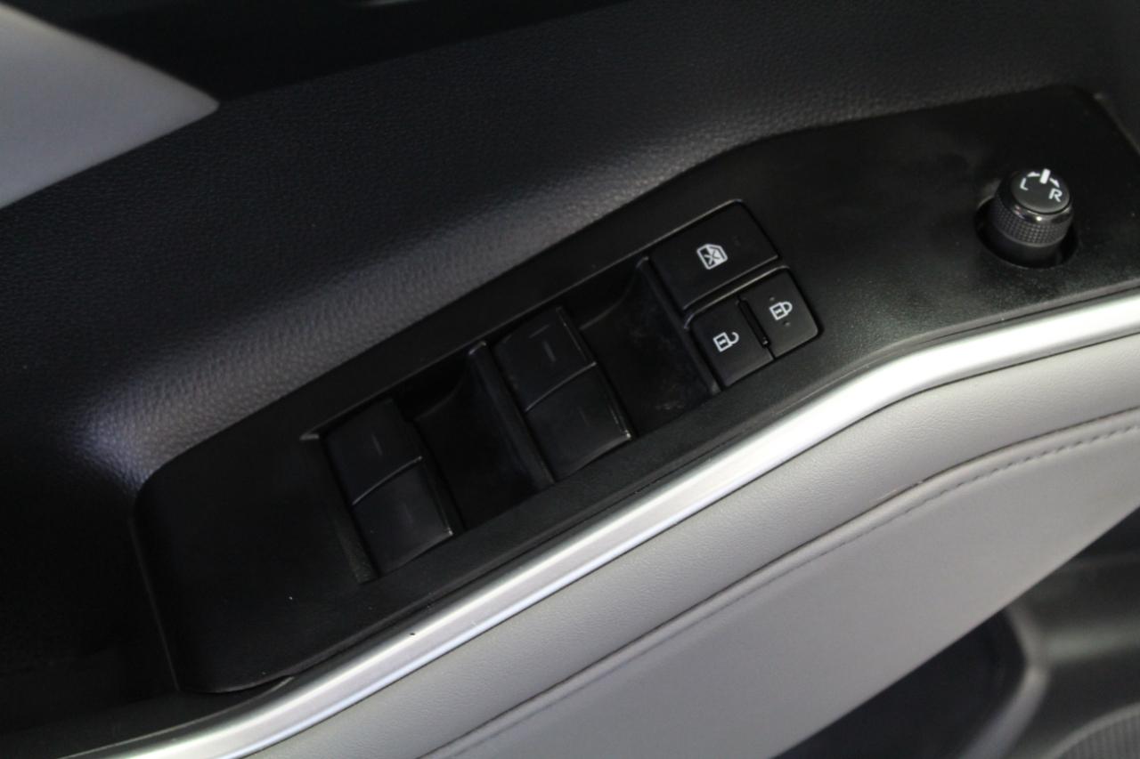 Toyota Highlander XLE AWD (Natl) 2022