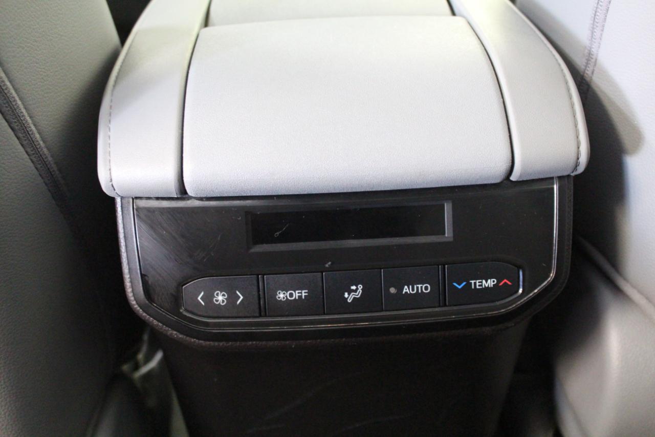 Toyota Highlander XLE AWD (Natl) 2022