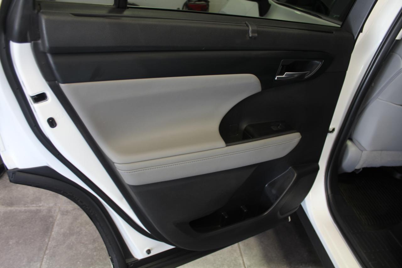 Toyota Highlander XLE AWD (Natl) 2022