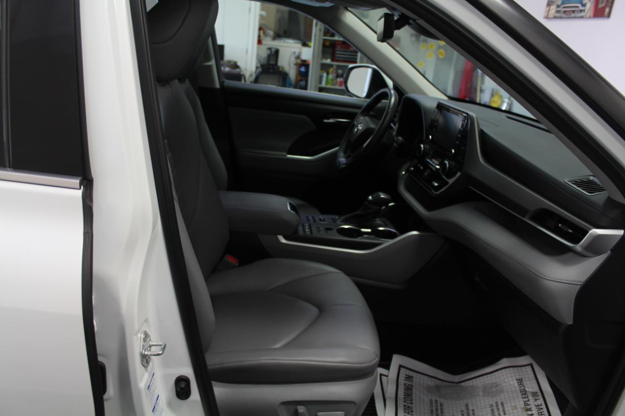 Toyota Highlander XLE AWD (Natl) 2022