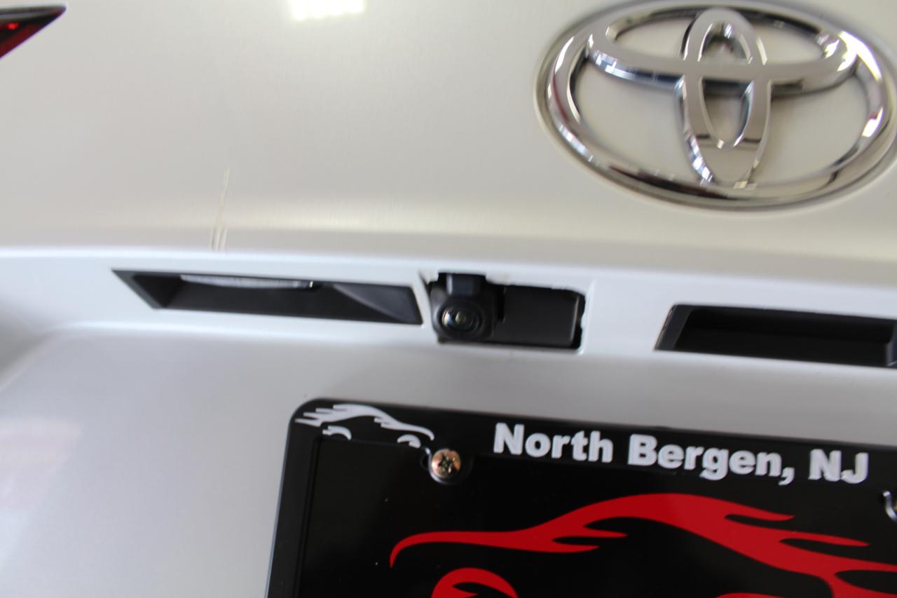 Toyota Highlander XLE AWD (Natl) 2022