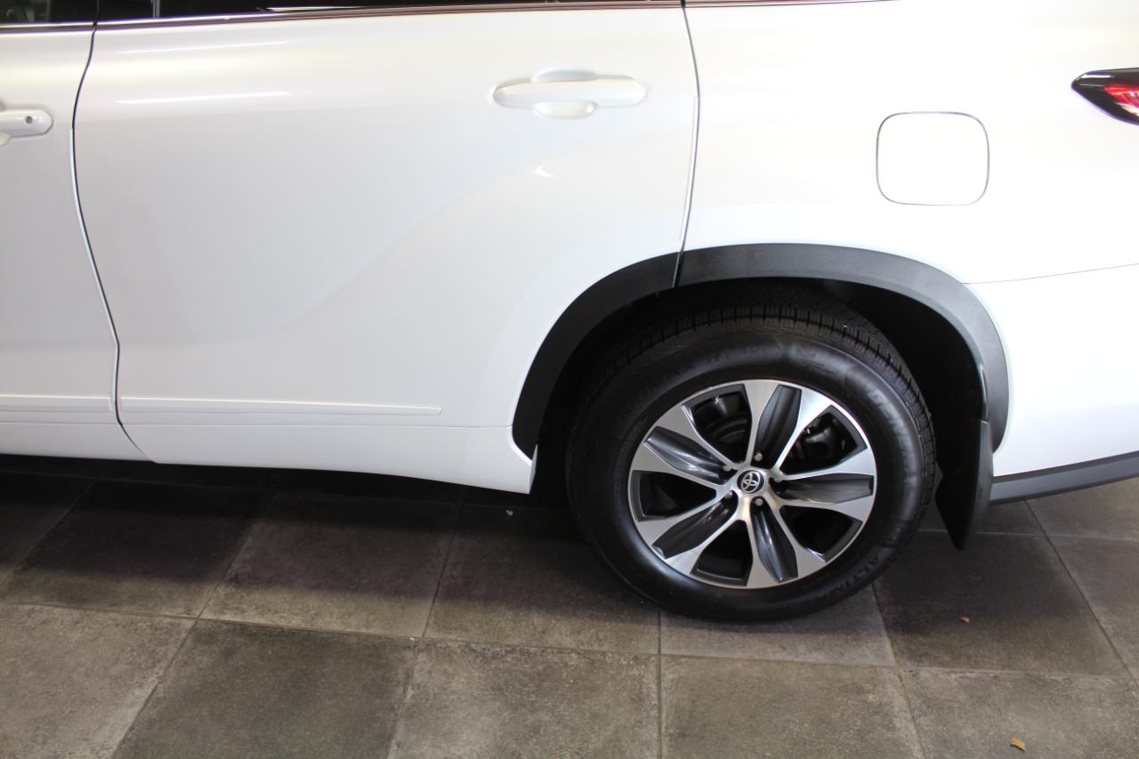 Toyota Highlander XLE AWD (Natl) 2022