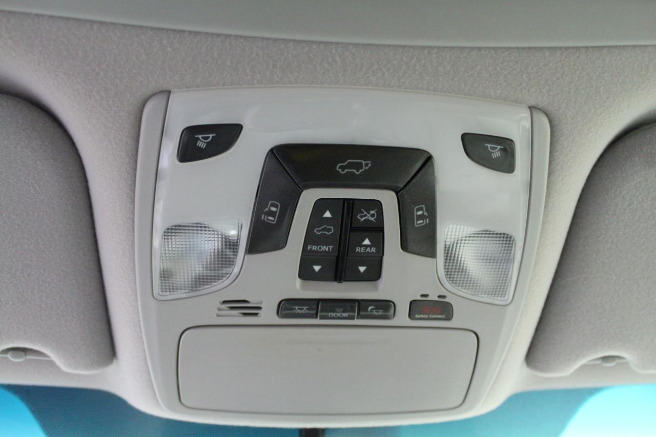 Toyota Sienna 5dr 7-Pass Van V6 Ltd AWD (Natl) 2011
