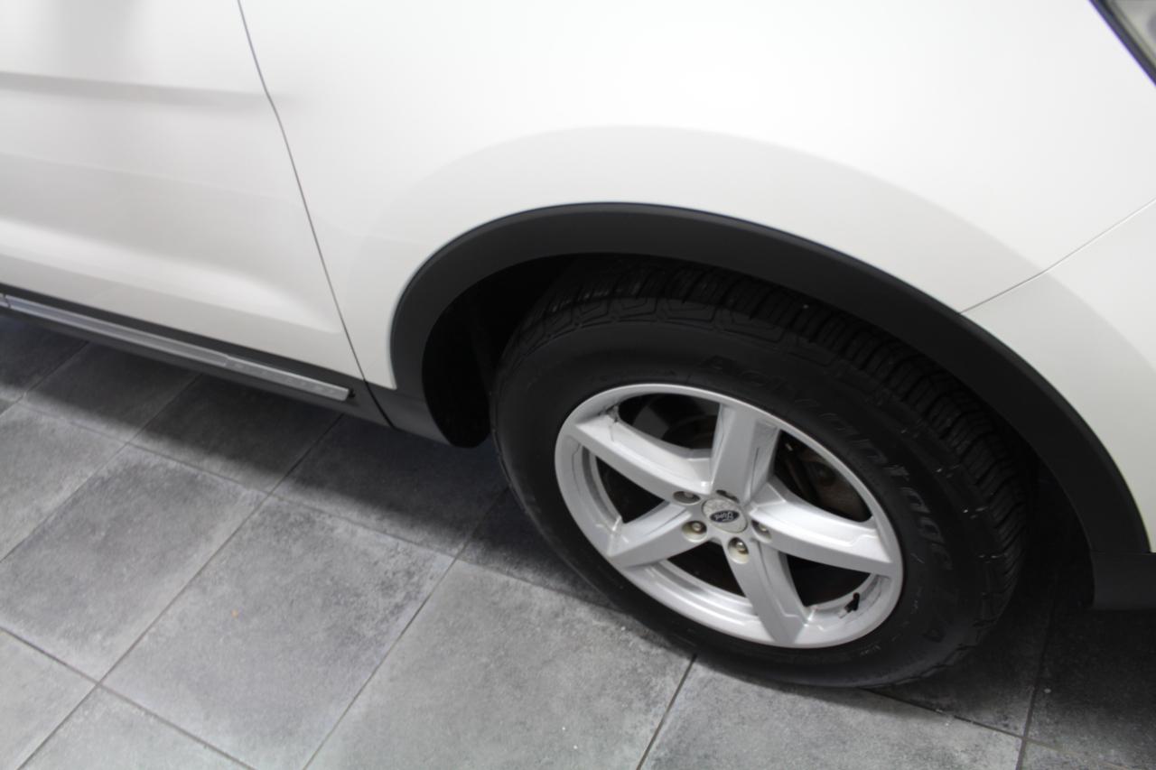 Ford Explorer 4WD 4dr XLT 2016