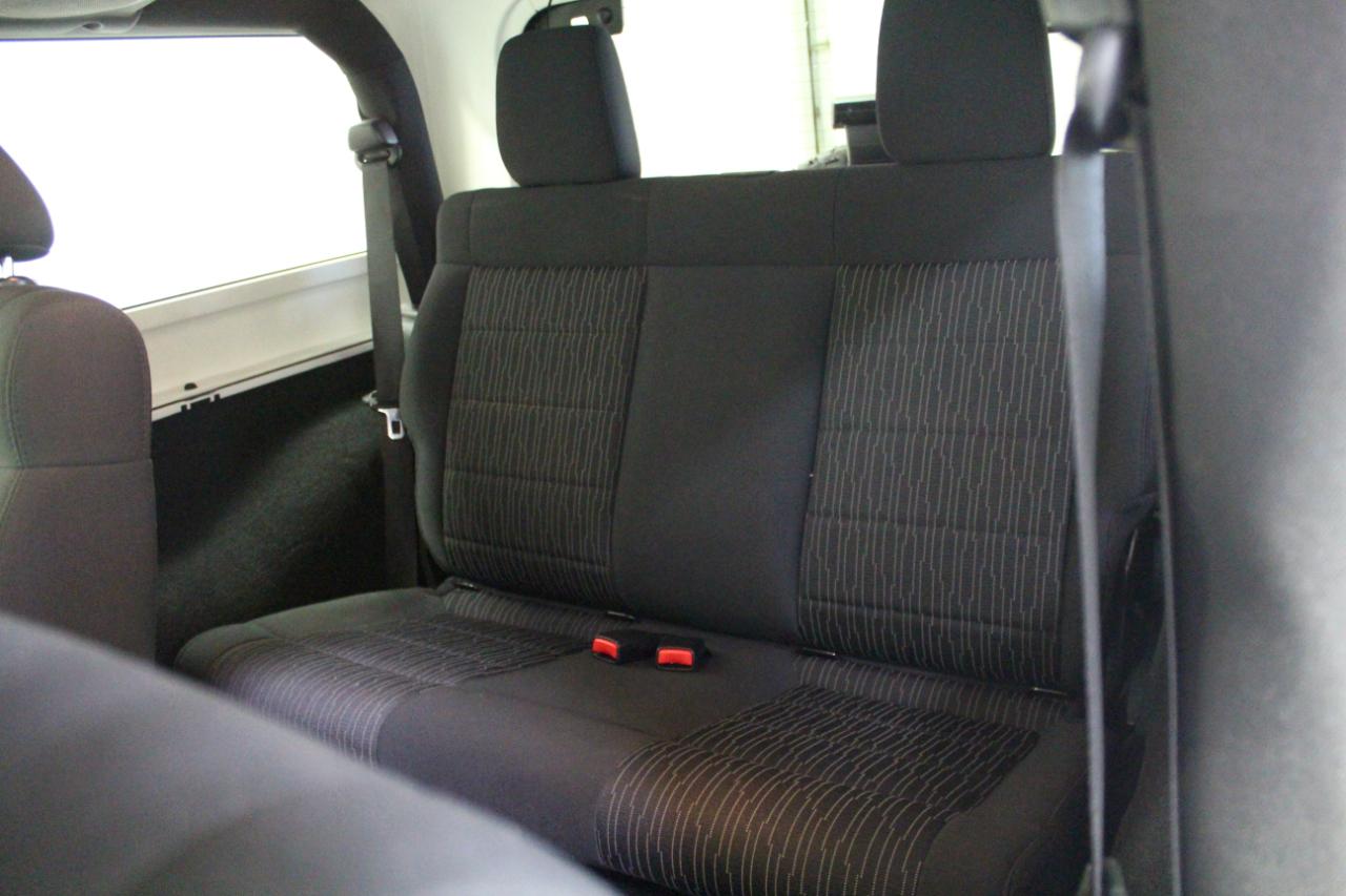 Jeep Wrangler 4WD 2dr Sahara 2012