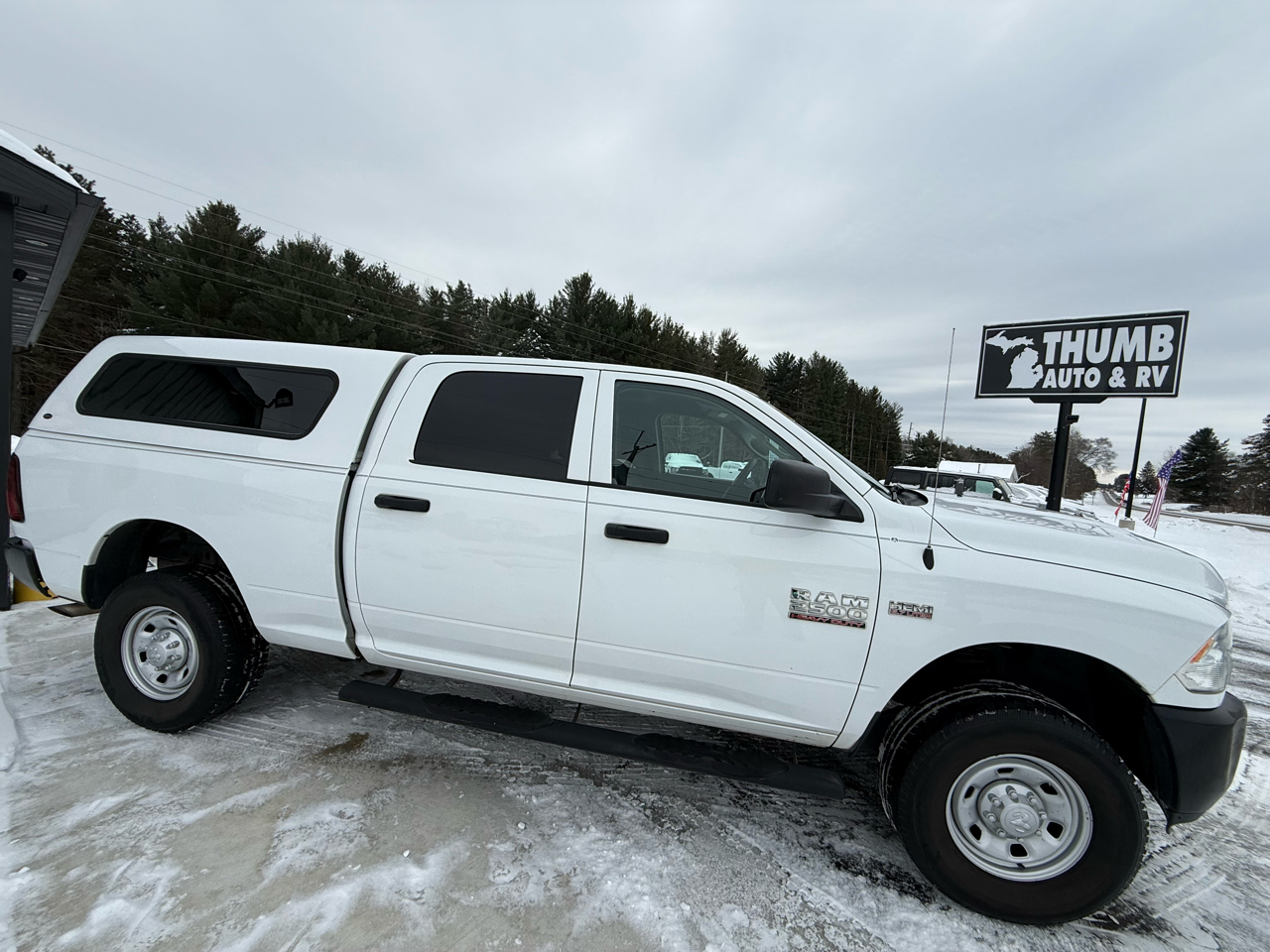 RAM 2500 Tradesman Crew Cab SWB 4WD 2016
