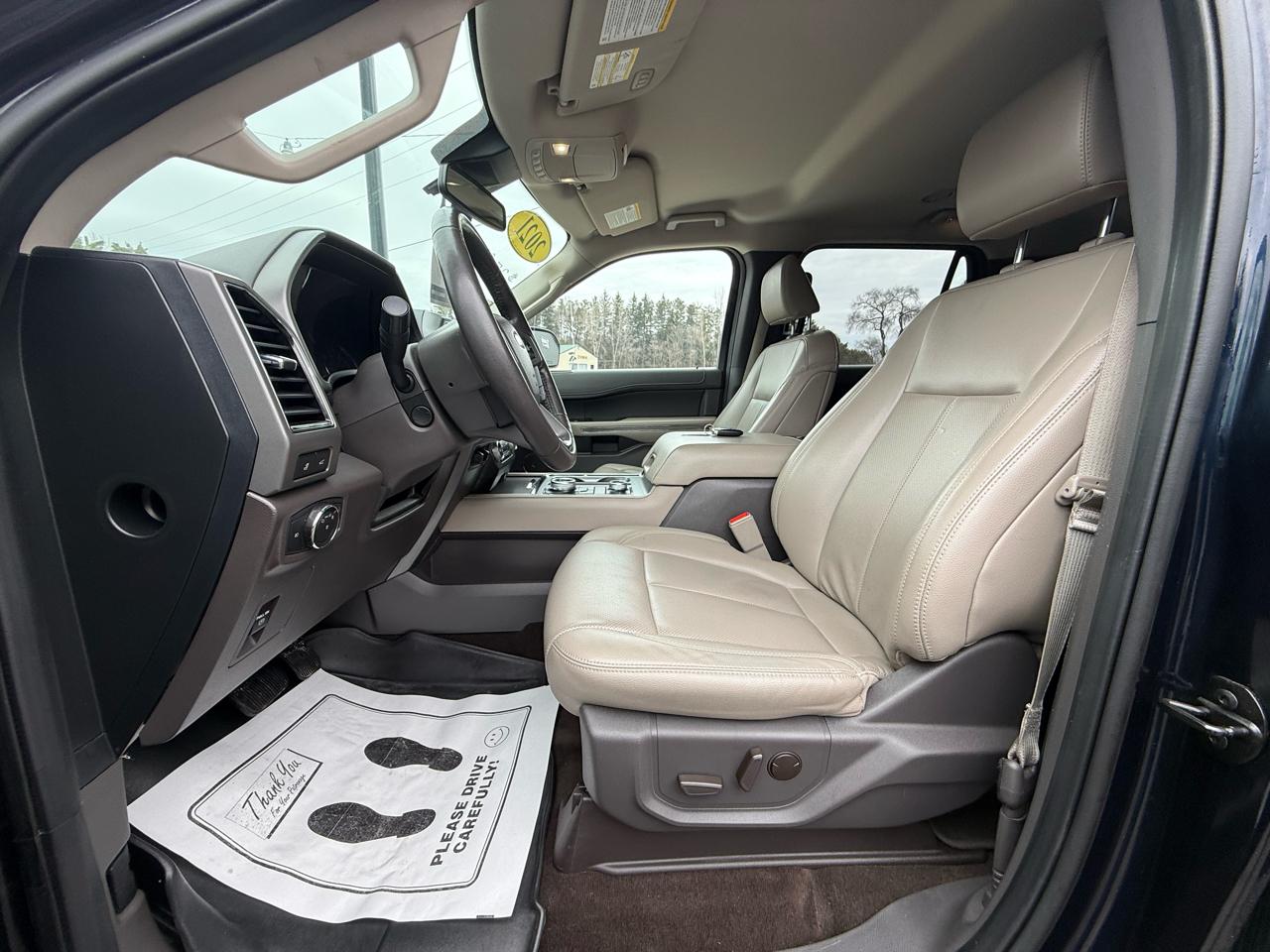 Ford Expedition XLT 4WD 2021