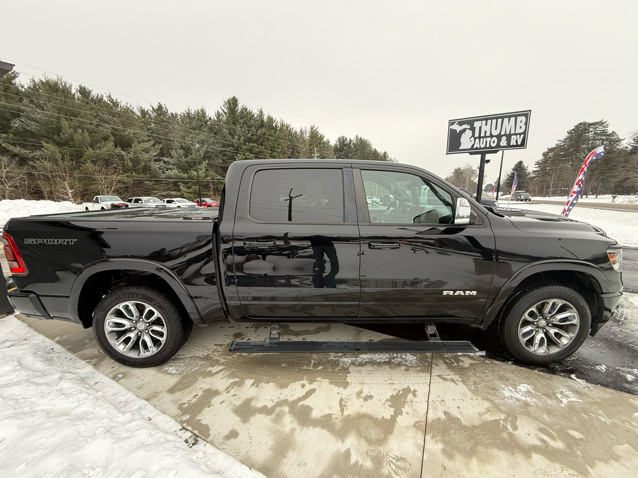 RAM 1500 Laramie Crew Cab SWB 4WD 2020