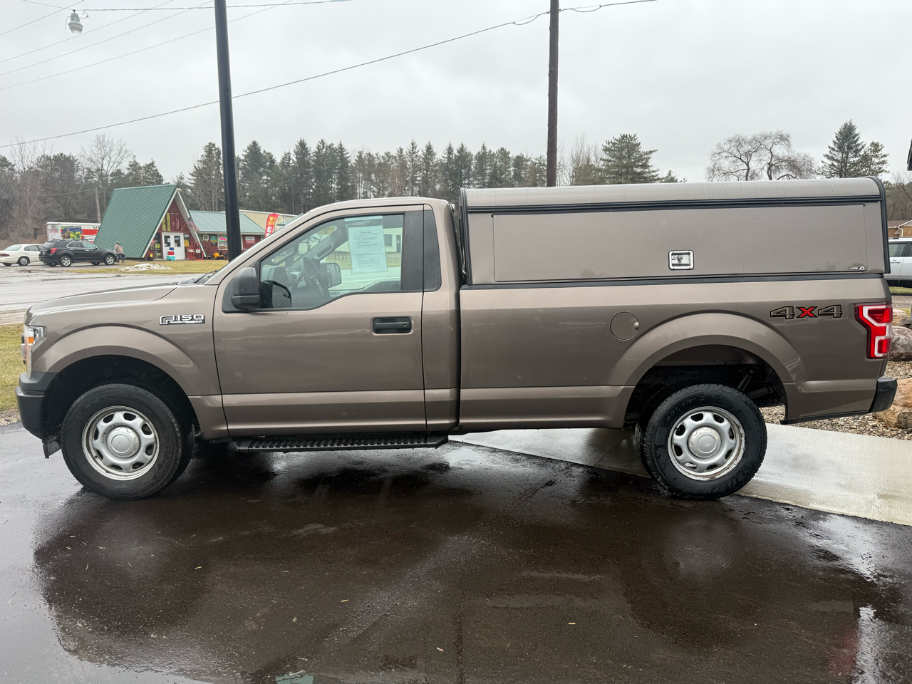 Ford F-150 4WD Reg Cab 141" XL 2019