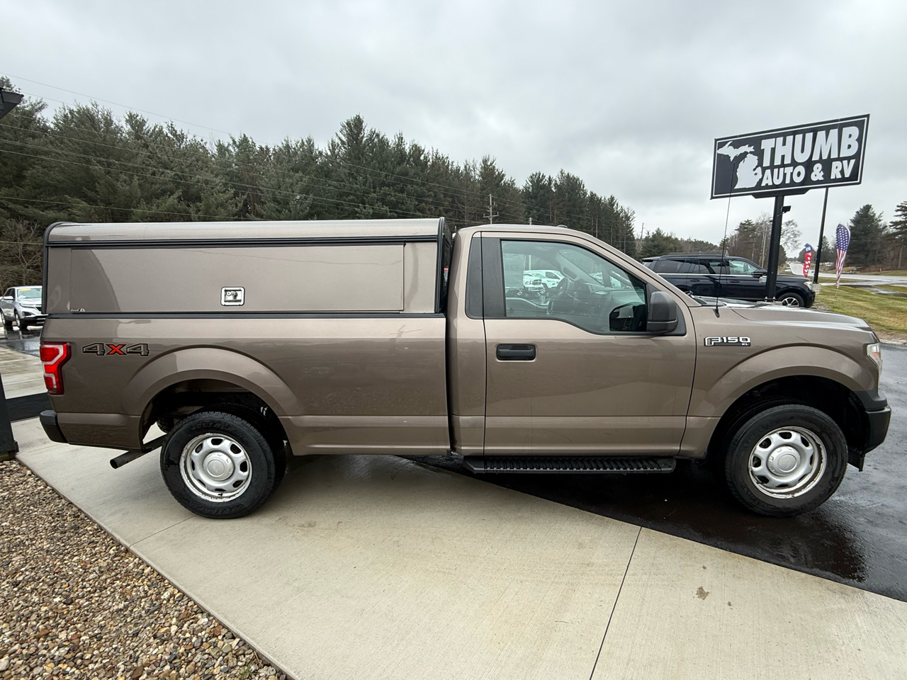 Ford F-150 4WD Reg Cab 141" XL 2019