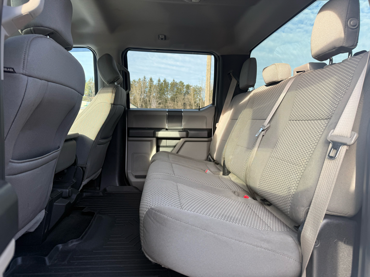 Ford F-250 SD XLT Crew Cab 4WD 2017